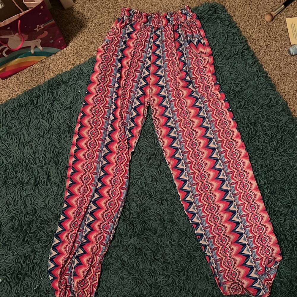 Price:$8 Color multiple - Picture 4 of 4